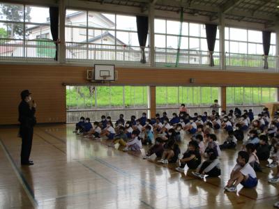 真剣に聞く