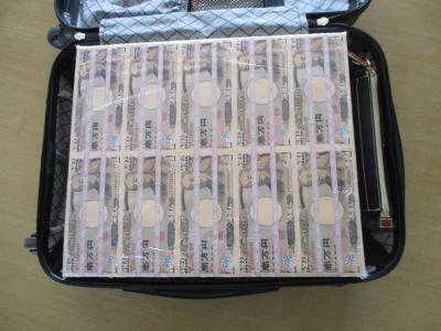 〇〇〇円の札束