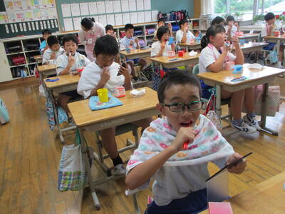 ４年　歯磨き