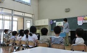 読み聞かせの様子